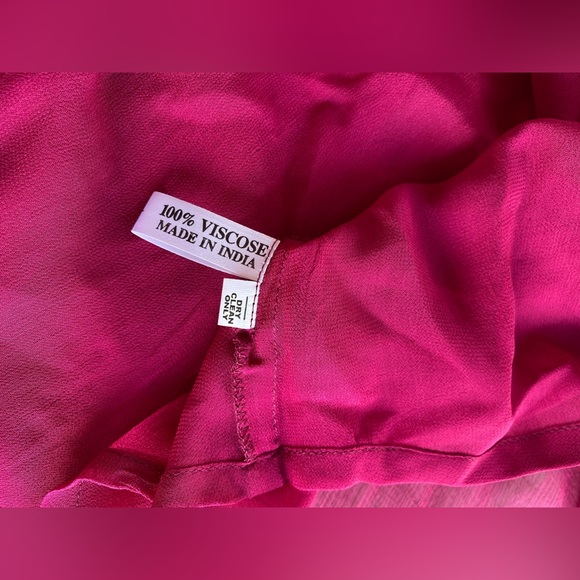 🌺NWT REVOLVE Ragazza Embroidered top Karina Grimaldi Berry red pink Boho Size M - Picture 6 of 9